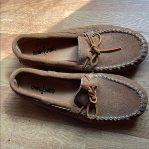 Minnetonka Tan Suede Moccasins with Bow